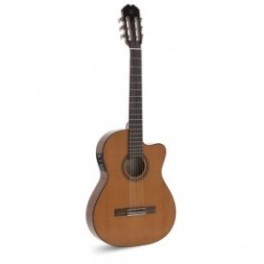 Guitarra Clásica Admira Málaga Electrificada ECT cutaway cuerpo estrecho