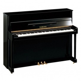 Yamaha P116M Piano Vertical Negro Pulido